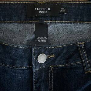 Torrid Dark Wash Cotton blend women’s skinny jeans